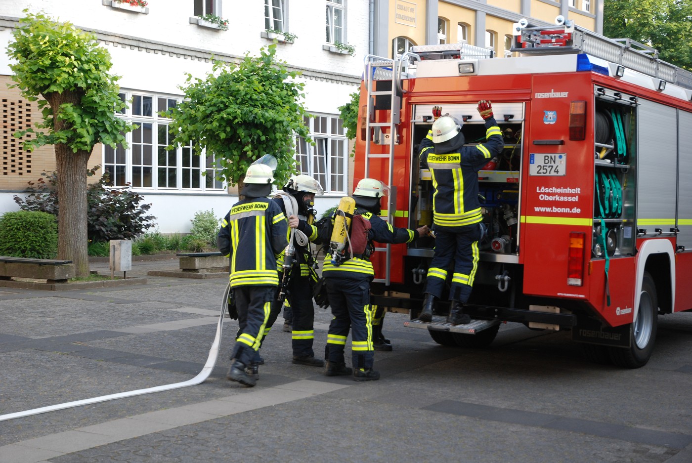 Übung Ernst-Kalkuhl-Gymnasium – Freiwillige Feuerwehr Bonn-Oberkassel